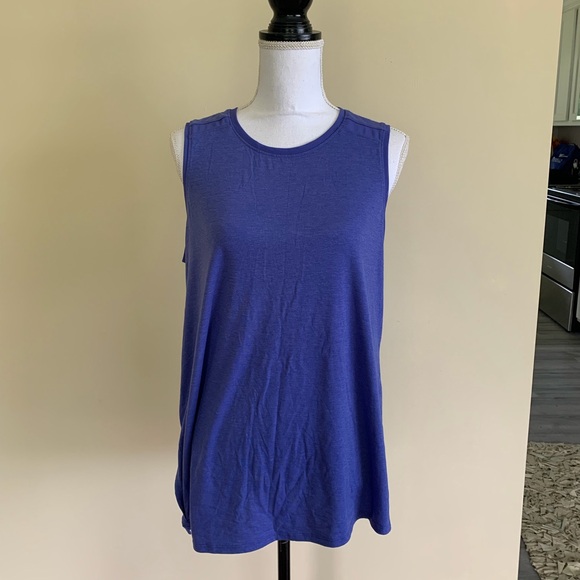 💰5/$25💰Large Tek Gear Tank Top with Side Tie Accent - Picture 1 of 5
